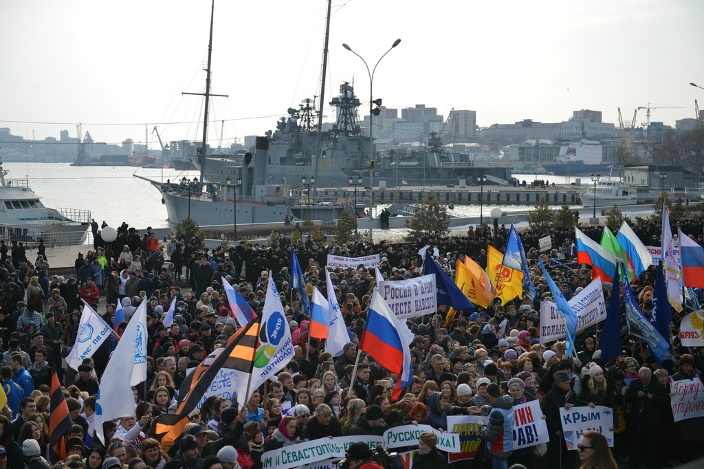 Крым вышел. Воссоединение стран. Крым вышел на улицы в 2014.